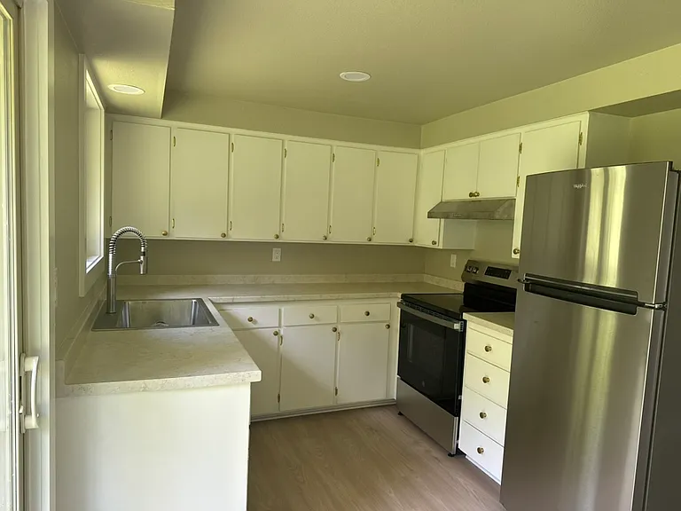 Harry Taylor Rd — Photo 16
