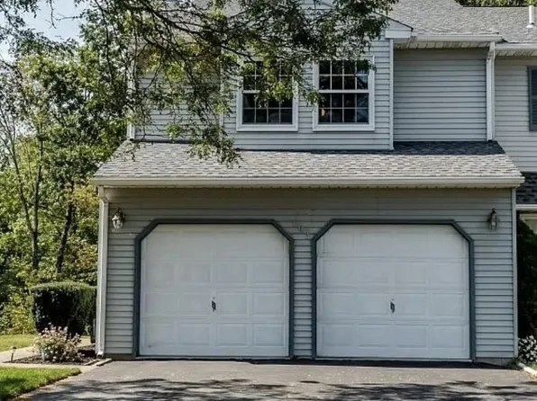 193 Jonathan Dr, North Wales, PA 19454