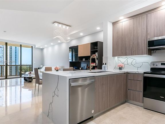 3rd image of 16275 Collins Ave APT 1503