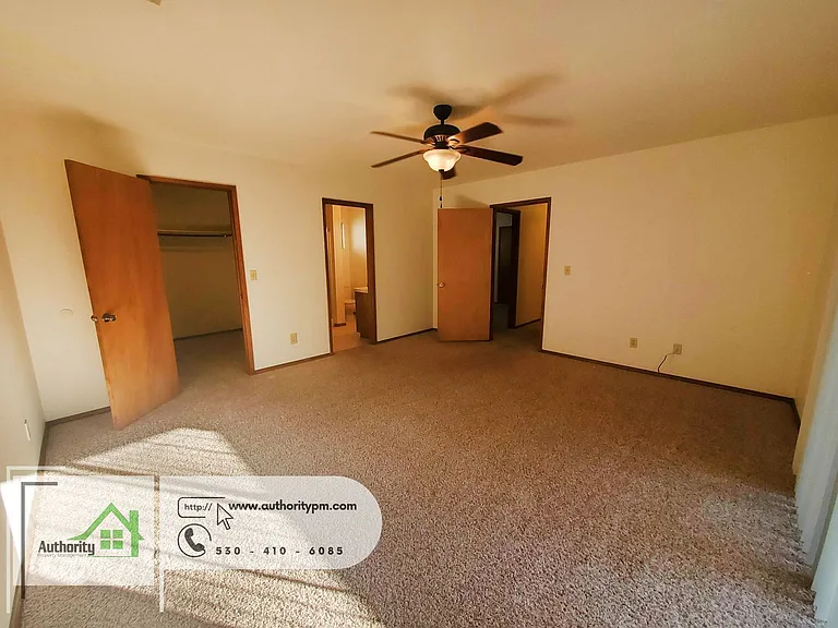 3996 Morningsun Dr — Photo 10