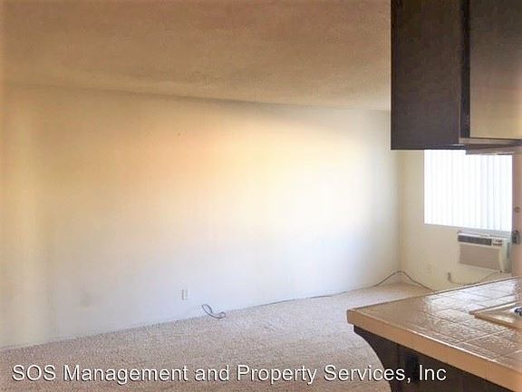 4th image of 2854 E Valley Pkwy APT 17