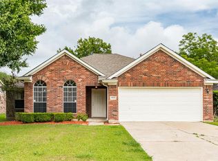16915 Summer Hollow Dr, Sugar Land, TX 77498