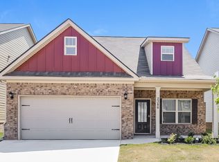 2386 Walker Dr, Hampton, GA 30228