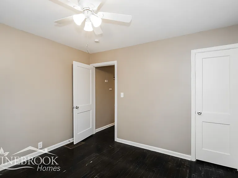 3998 Hamblen Dr — Photo 11