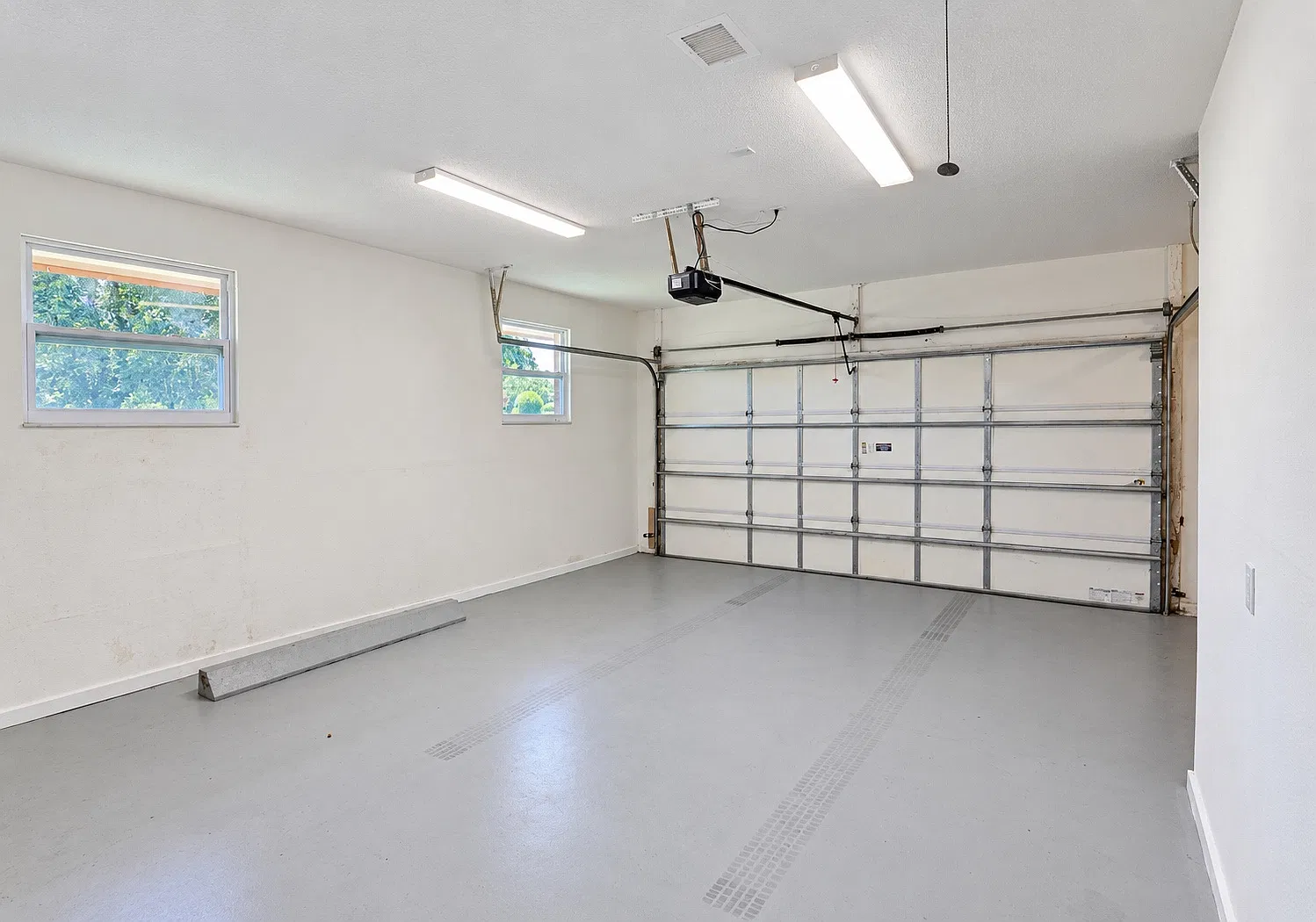 3 bed, 1610 sqft, $2,500 — Photo 4