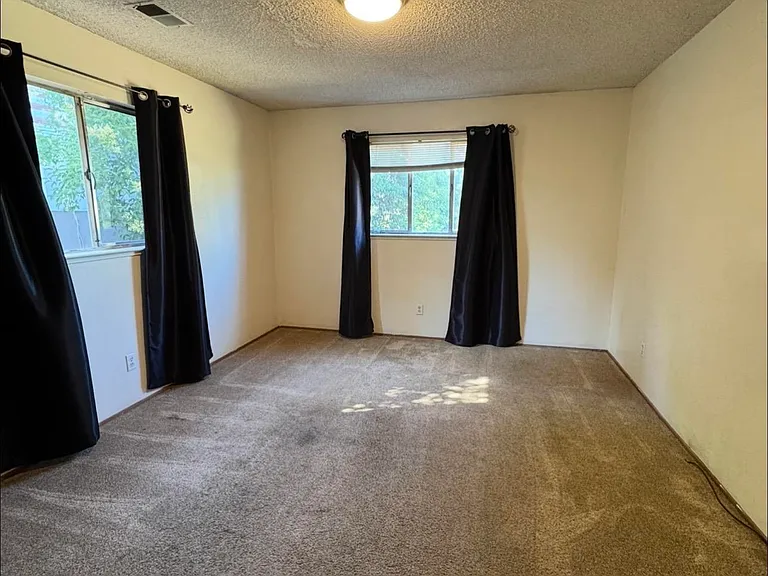 2859 Foskett Ave — Photo 21
