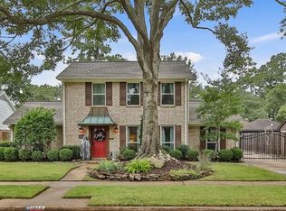 1013 Richelieu Ln, Houston, TX 77018
