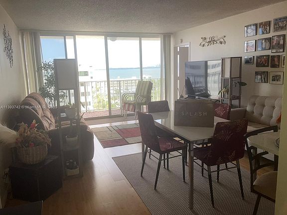 5th image of 7601 E Treasure Dr APT 1106