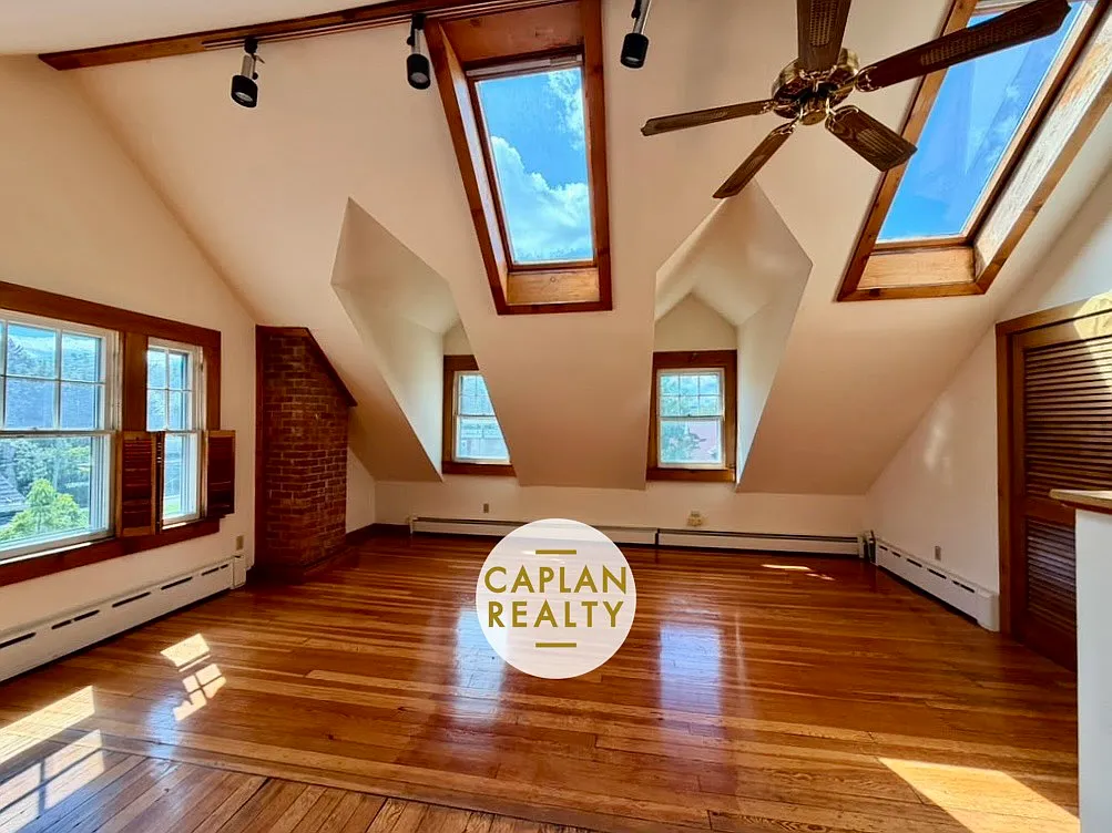 2 bed, $2,295 — Photo 2