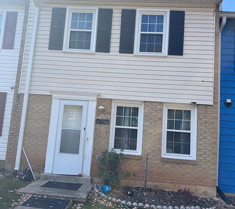 1st image of 7563 Whitehall Dr