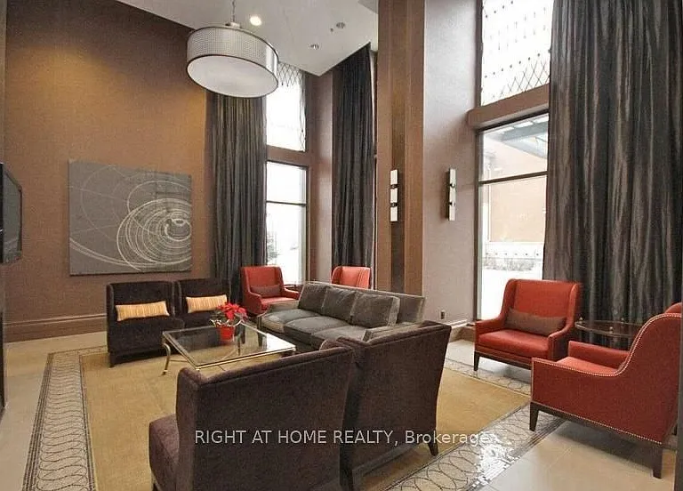 385 Prince Of Wales Dr #3211 — Photo 10