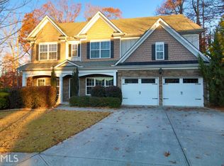 900 Sapphire Ln, Sugar Hill, GA 30518