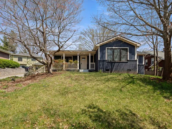 70 Forest Hill Dr, Asheville, NC 28803