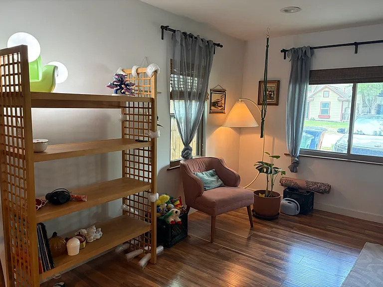 6009 Club Ter #1 — Photo 3
