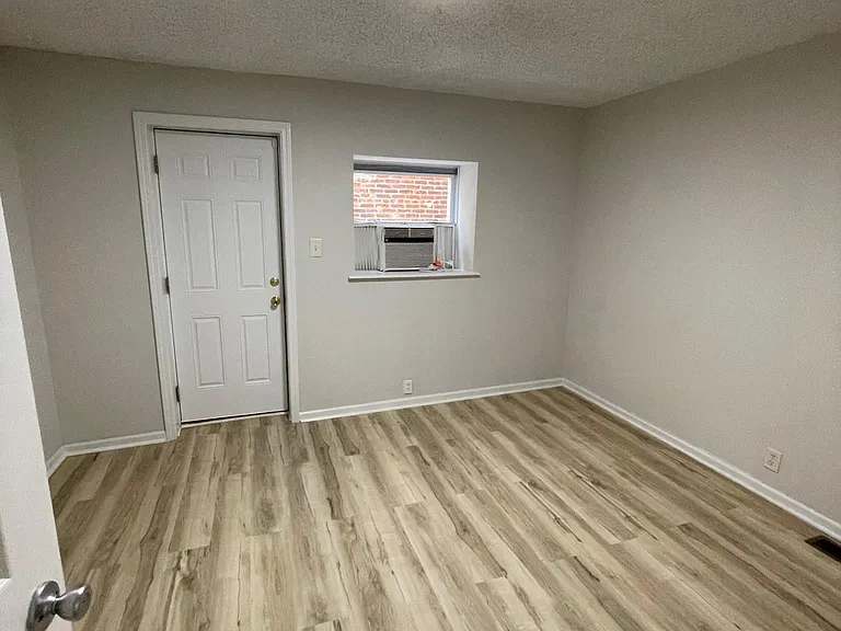 1103 Mifflin St #1 — Photo 7