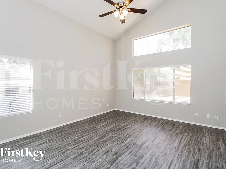 5074 W Jupiter Way — Photo 3