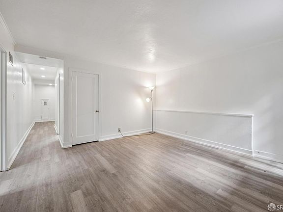 4th image of 859-861 Baker St