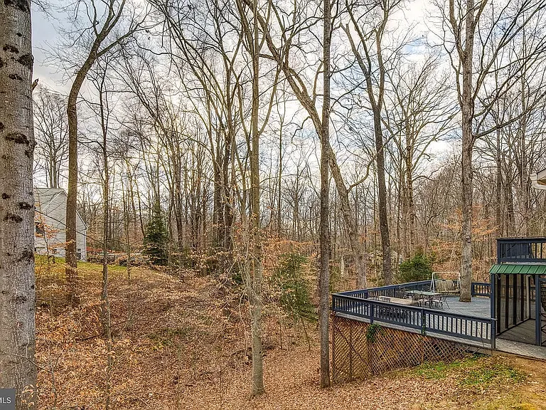11134 Stonebrook Dr — Photo 3