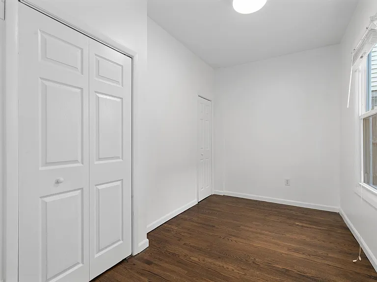 84 Griffith St #1 — Photo 13