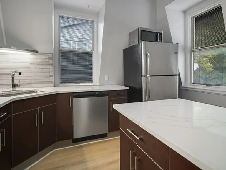 Quarry St. Apartments — Photo 37