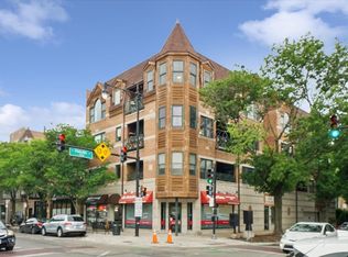 3202 N Paulina St #4S, Chicago, IL 60657