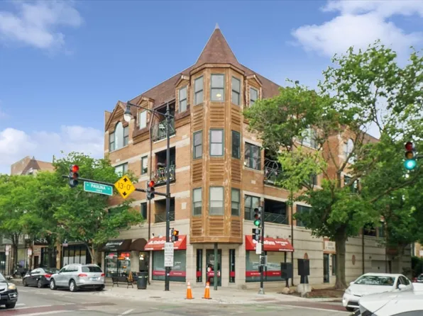 3202 N Paulina St #4S, Chicago, IL 60657