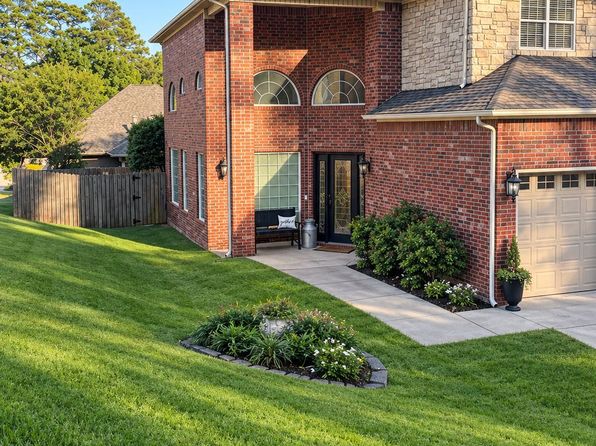 126 Saint Lucia Way