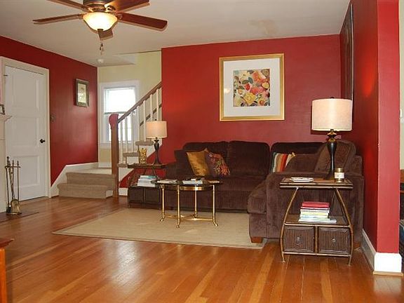 4th image of 1621 Courtney Ave
