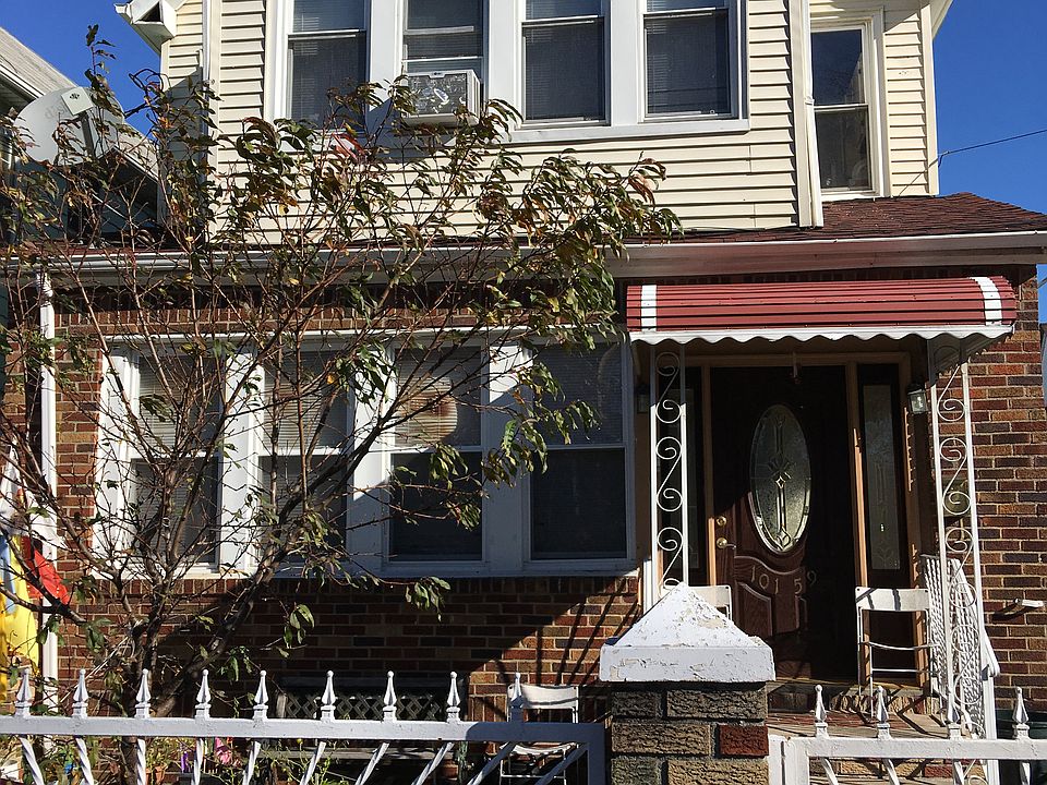 1st image of 10159 117th St