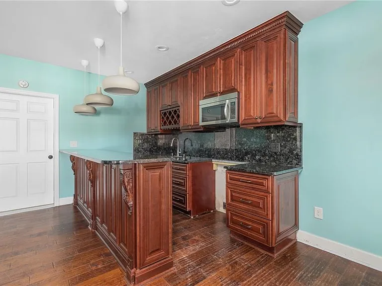 2331 Northmont Pkwy — Photo 44