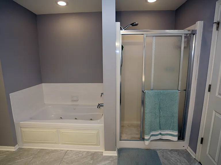 2502 Raven Ridge Dr — Photo 35