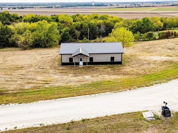 5520 Ambush Rd, Saint Marys, KS 66536