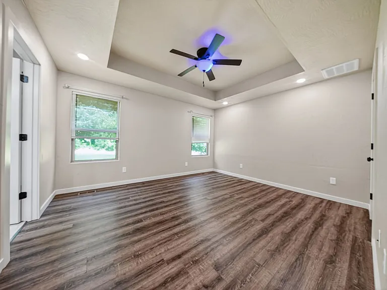 1420 S Treetop Ct — Photo 18