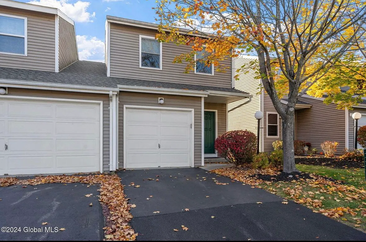 3 bed, 1250 sqft, $2,650 — Photo 1