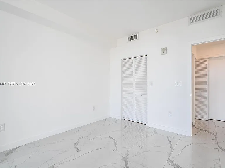 8425 Crespi Blvd #303 — Photo 13