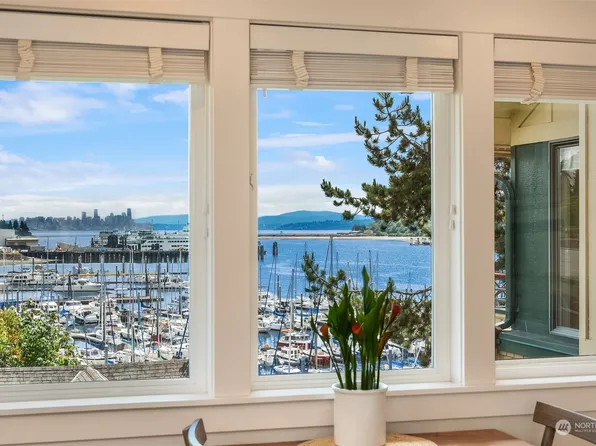 546 Wood Avenue SW #3H, Bainbridge Island, WA 98110