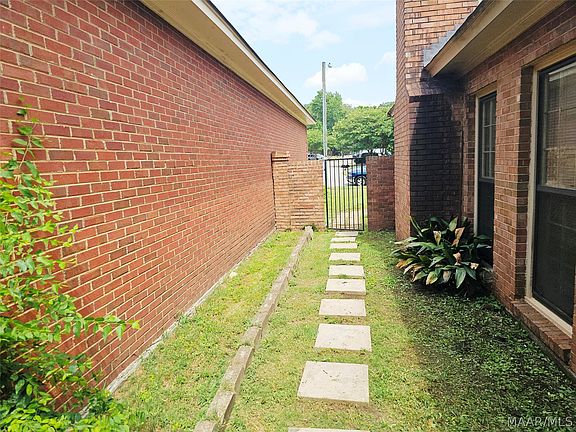 4th image of 1816 Young Farm Rd