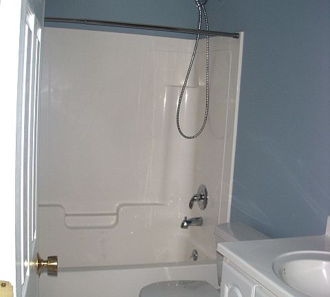 5th image of 202 N Woodlawn St