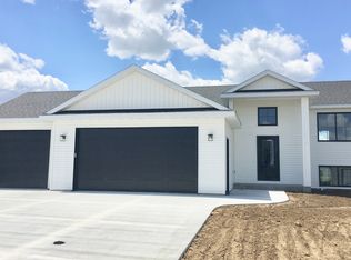 257 Whetstone Pl NW, Eyota, MN 55934