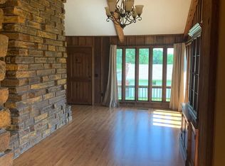 1902 9th Ter, Barling, AR 72923