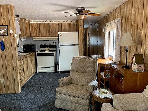 3rd image of 1664 Ponderosa Ln Unit 121