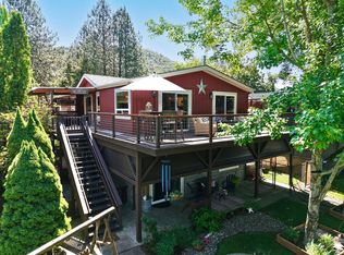 150 Castaline Pl, Shady Cove, OR 97539