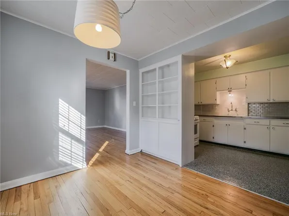 1351 Clarence Ave APT 5, Lakewood, OH 44107