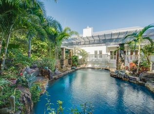 1309 Seaspray Ln, Sanibel, FL 33957