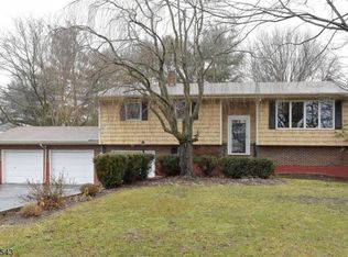 5 Newman Rd, Wantage, NJ 07461
