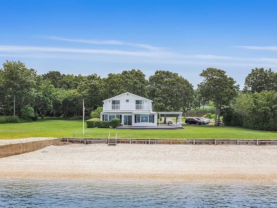 1st image of 21 W Shore Dr