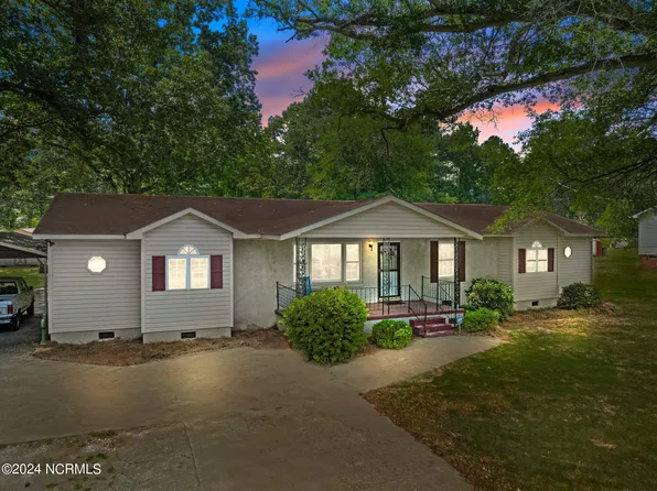 322 Neville Street, Princeville, NC 27886