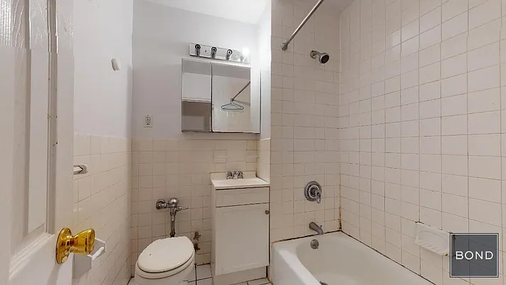 Rented by Bond New York | media 5