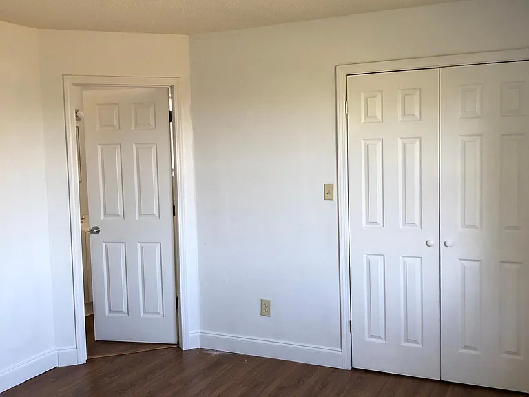 2917 W Village Ln — Photo 10