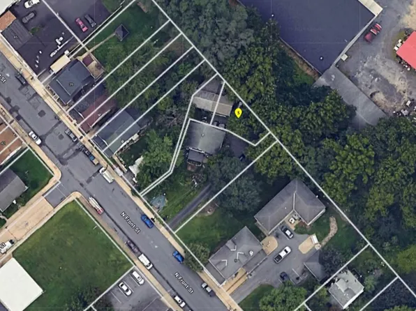 25 1/2 N Front St, Coplay, PA 18037